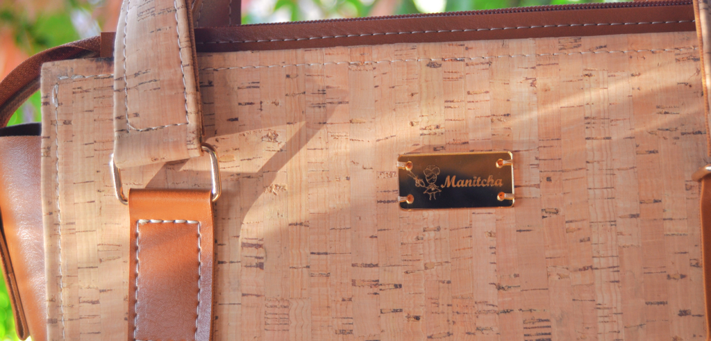Manichat | Bolsas Artesanais em Pele de Cortiça Natural e PVC