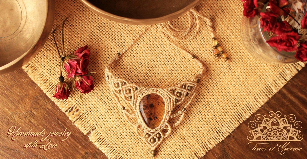 Amuletos hechos a mano con amor!