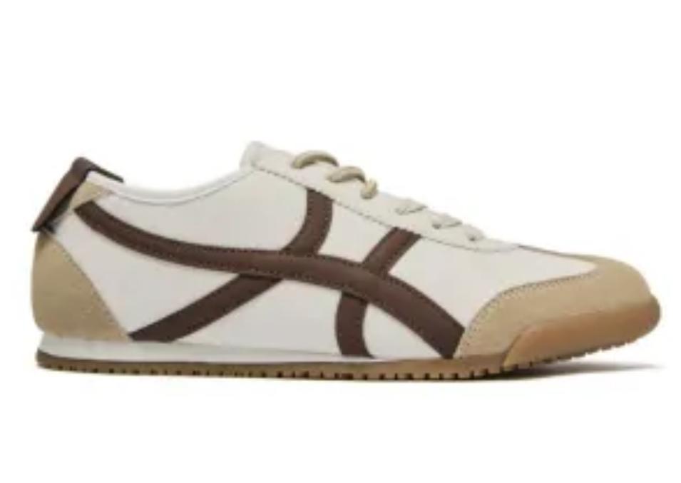 écouvrez nos chaussures élégantes, confortables et modernes — l’ultime touche pour compléter votre look Mode by DK.