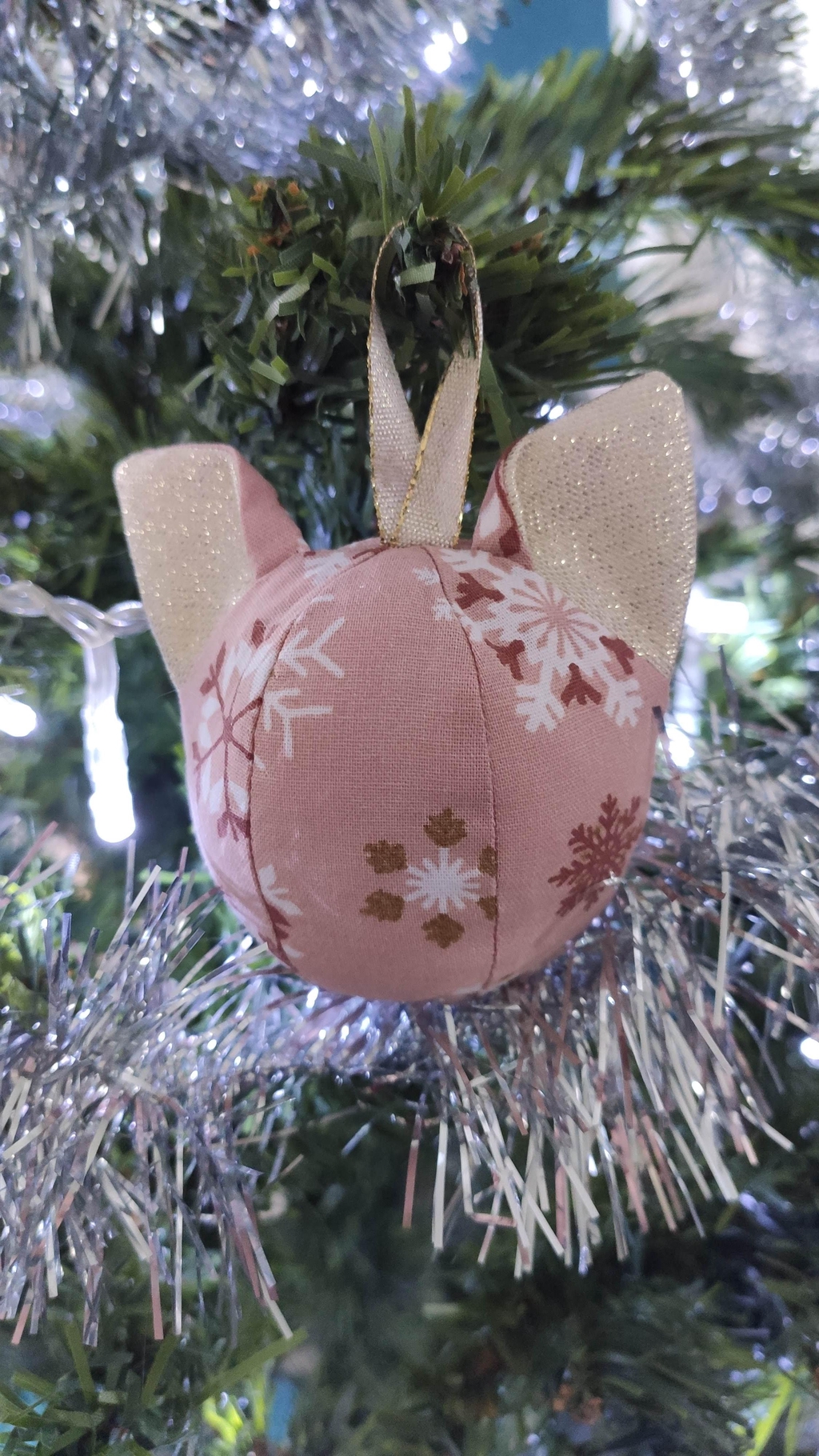 Décorations de Noël artisanales avec oreilles de chat – Chapi Chapo Couture