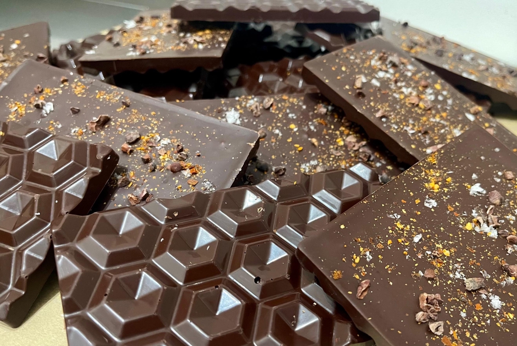 chilli & sea salt chocolate bars