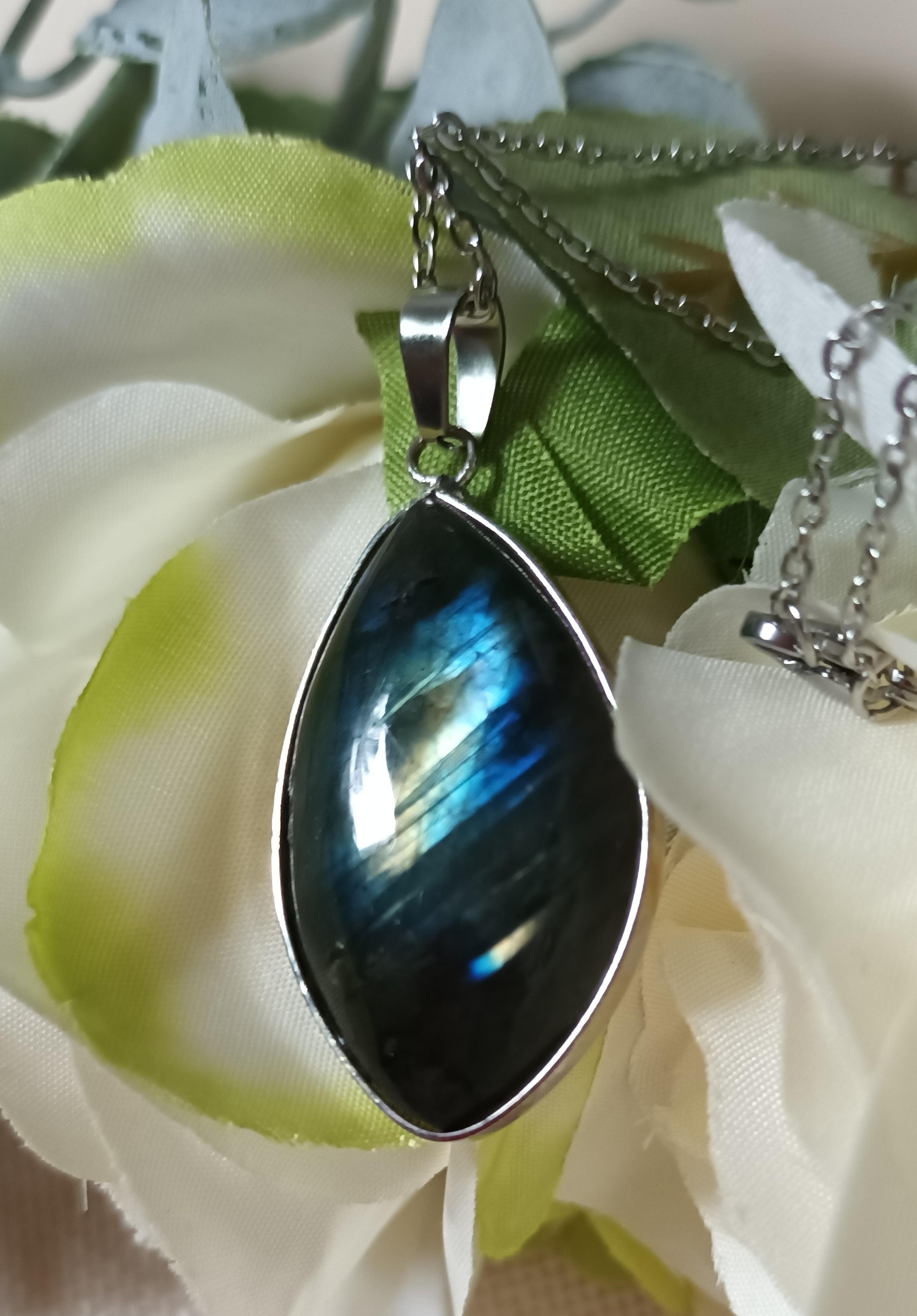 Pendentifs pierres naturelles