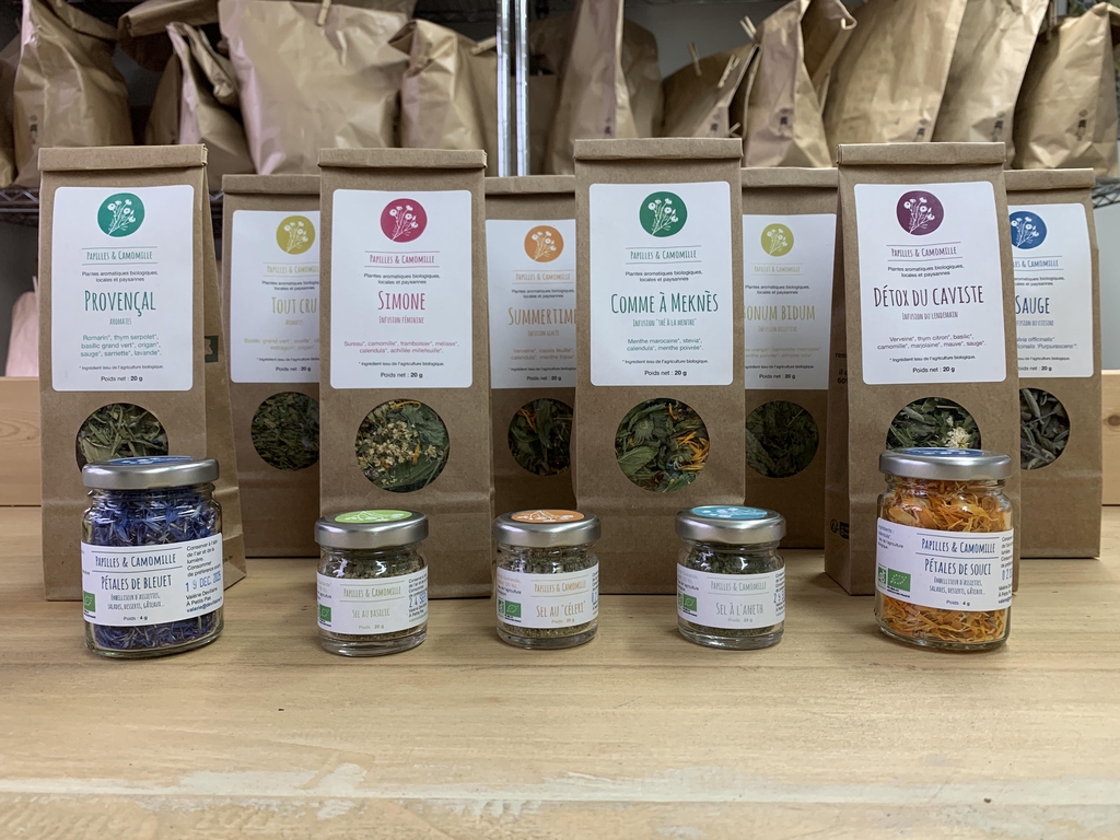 sachets tisanes, pots sels aux plantes, pots pétales de fleurs, sachets aromates @papillesetcamomille