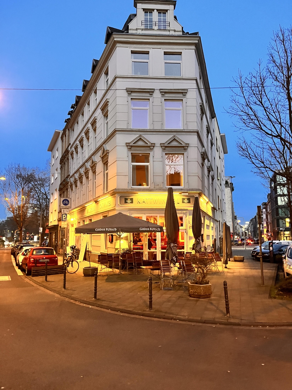 FASTELOVEND EM KATTWINKEL