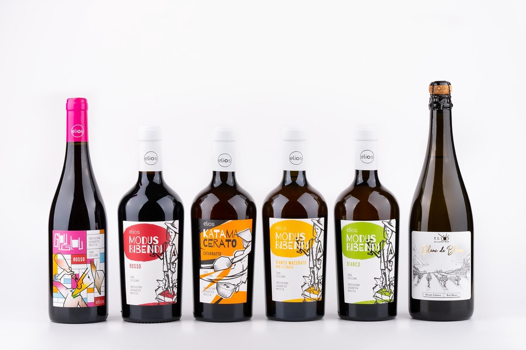 Buy natural wines from Elios Sicily - orange wine, Glou Glou, sparkling wines, honey, olive oil, all natural wines and from Sicily