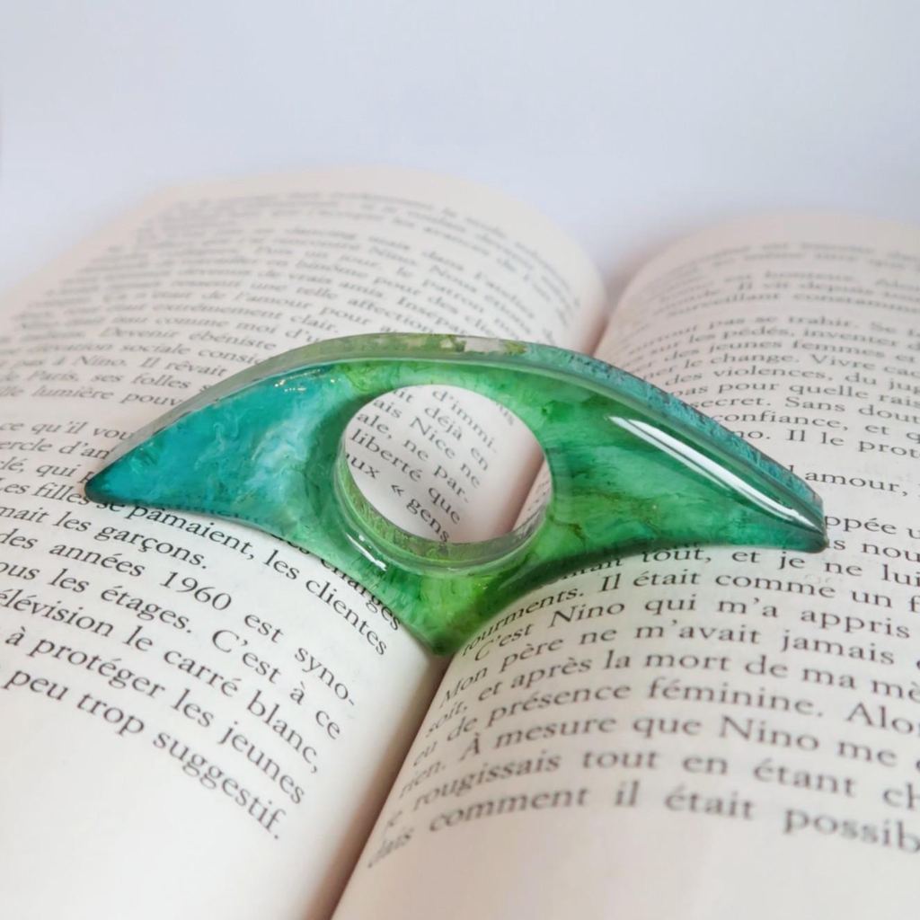 bague de lecture confort accessoire lecteur résine époxy ergonomie livre confort idée cadeau fait main