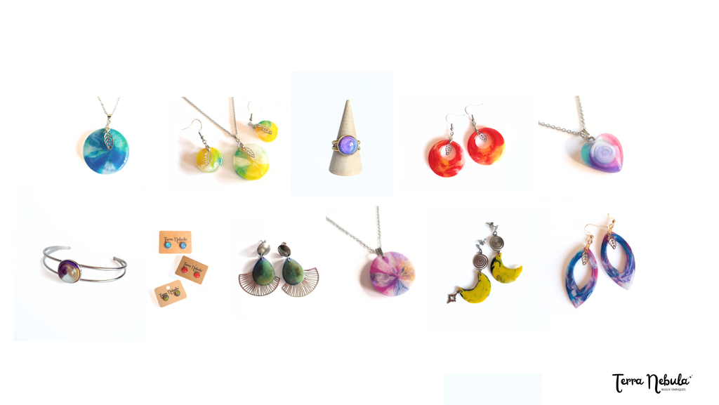 Bijoux fantaisie pièces uniques fait-main artisanat résine époxy terra nebula colliers parures boucles d'oreilles bagues singularité créations oniriques lorraine  nancy pompey 54 pétri osez les couleurs révélez vous 