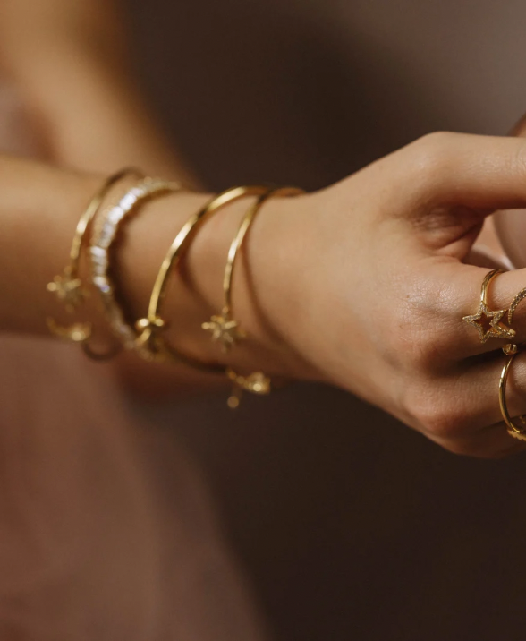 ARMBÄNDER