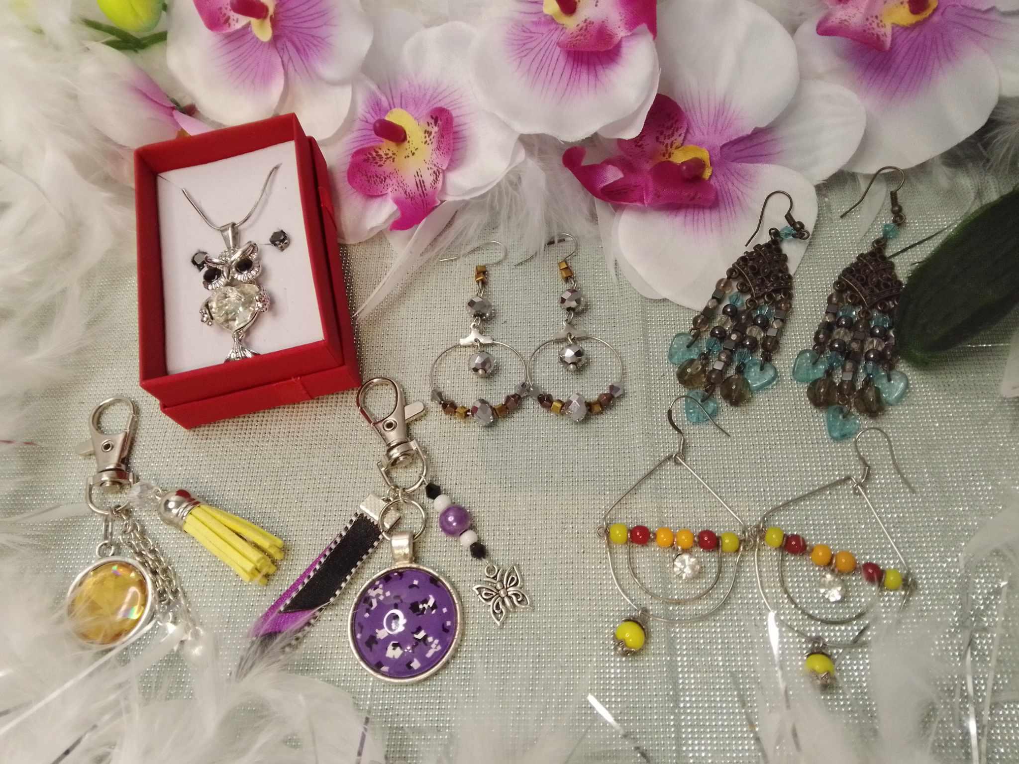 Bijoux et accessoires