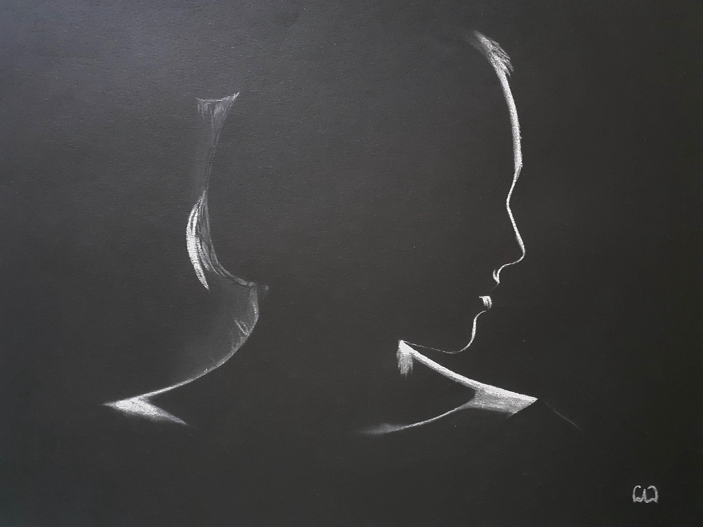 dessin d'une silhouette au pastel blanc sur papier noir