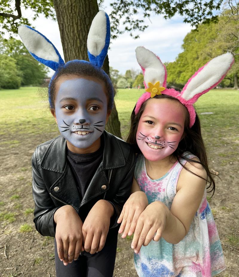 Pink Patsy and Bobby Blue dressed up for World Book Day