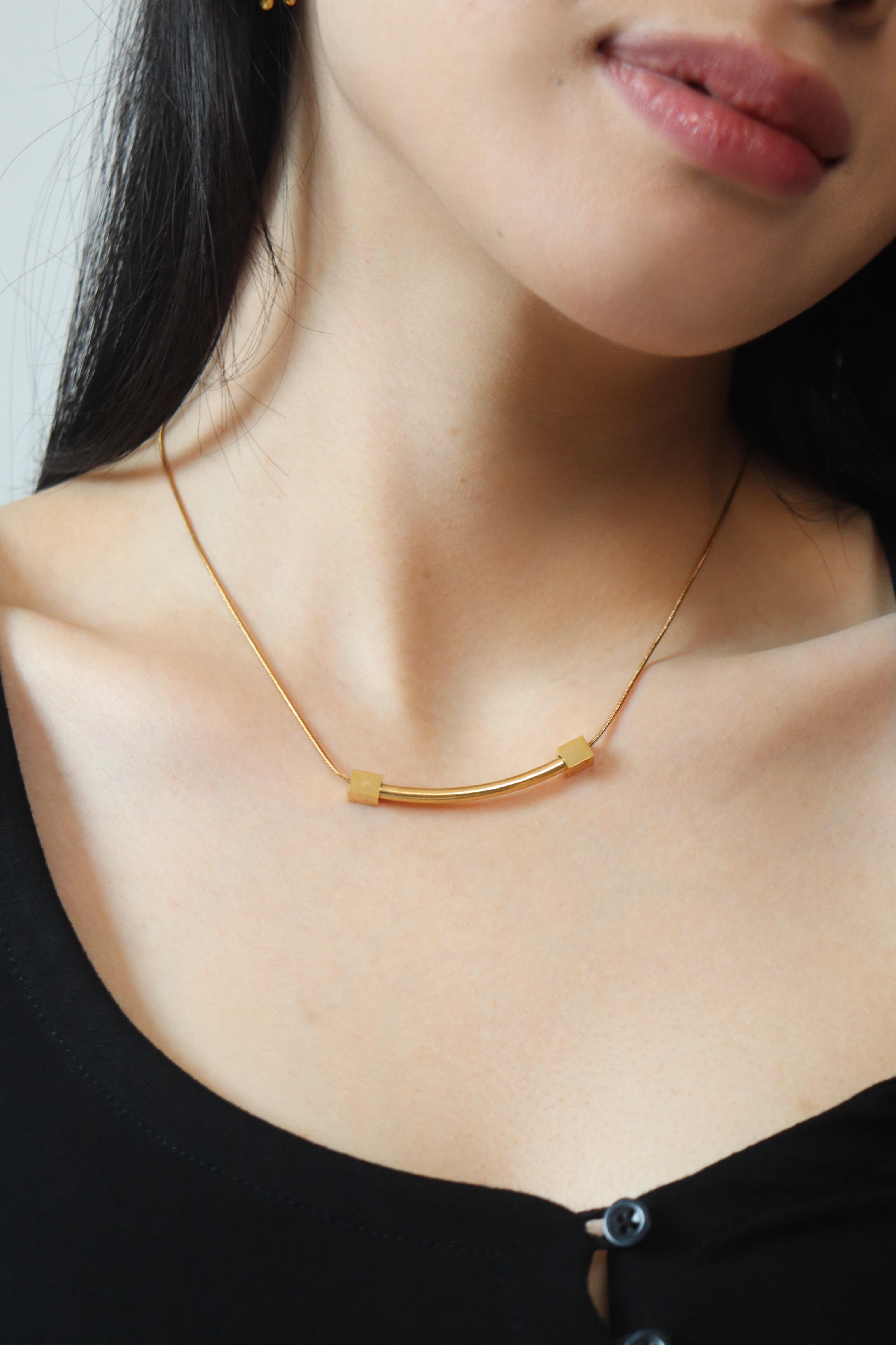 Necklace - Gold