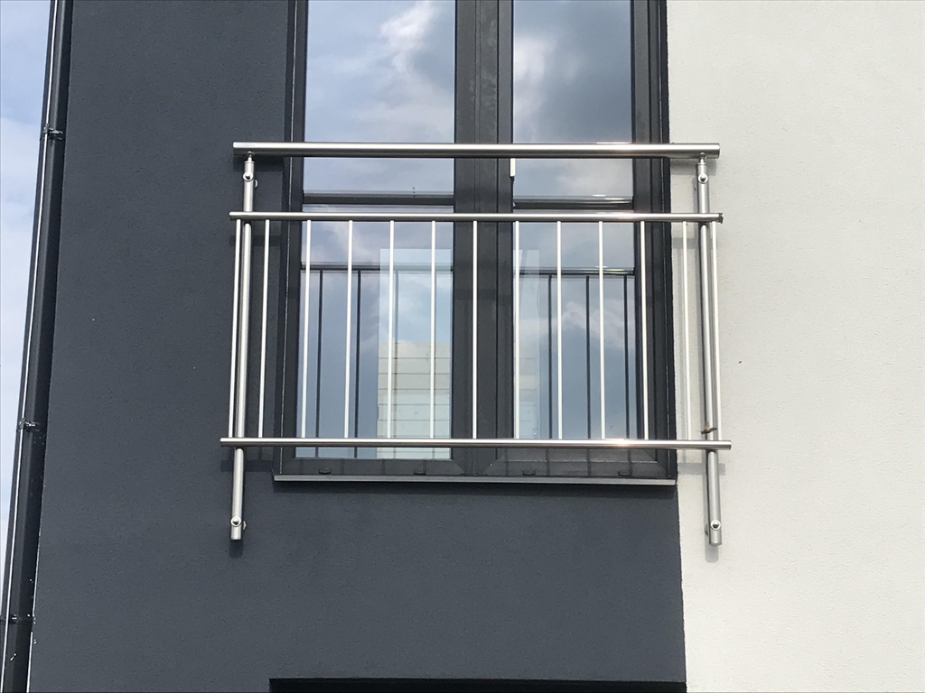 Hliníkové zábradlí kulaté