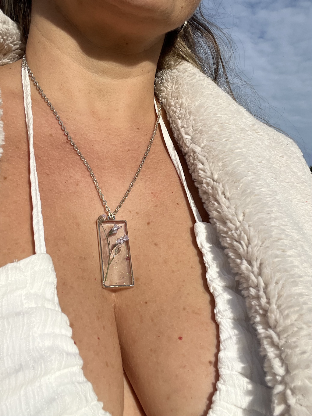 Bijoux uniques en résine avec inclusion en fleurs naturelles lavande de mer violette, unique, personnalisé