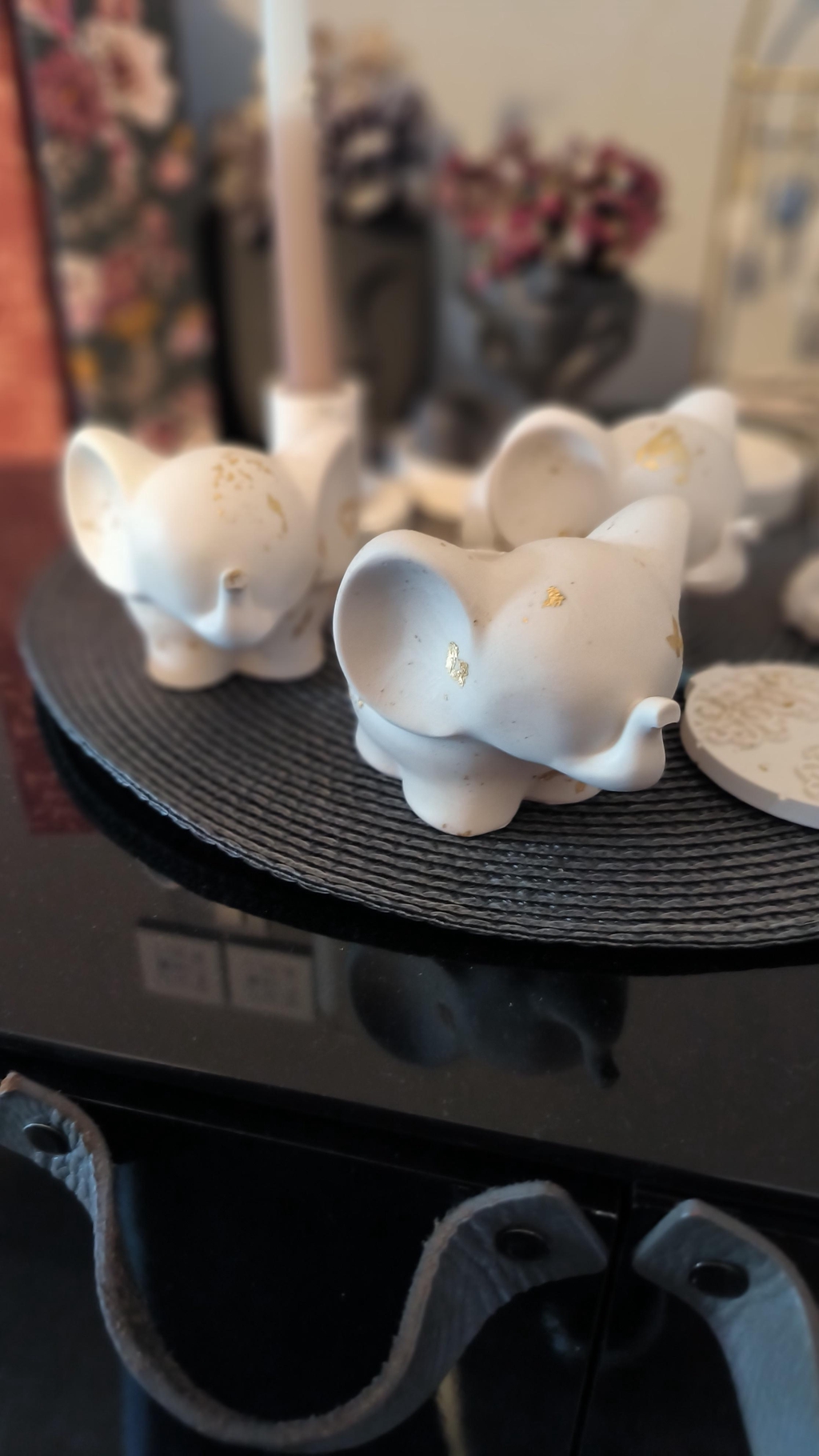 Un éléphant oui mais pourquoi ? Signe de prospérité de fécondité il est feng shui et on adore !
✨ 
