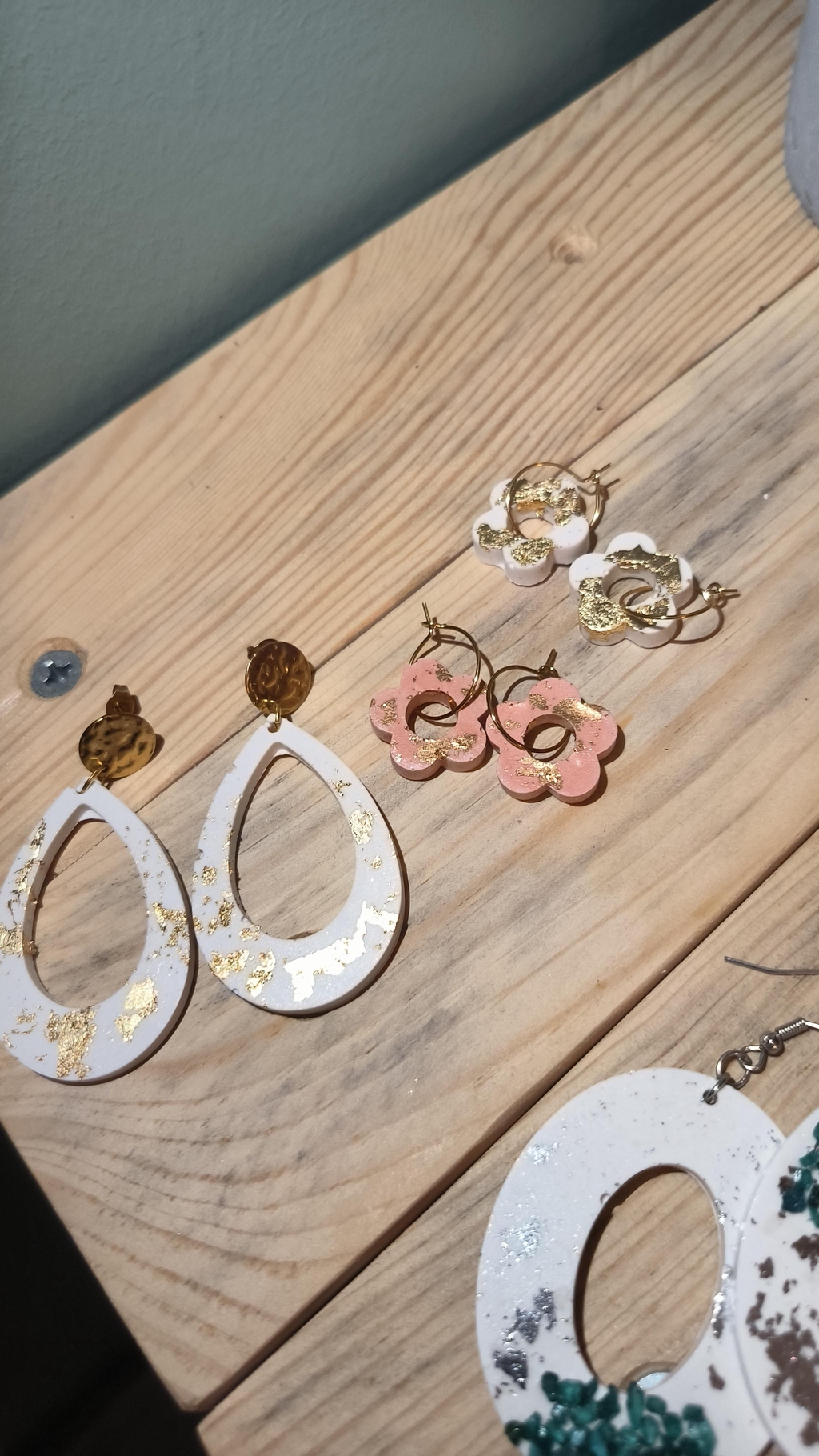 Des bijoux originaux et en modèle unique crées, façonnés et montés par mes soins ✨