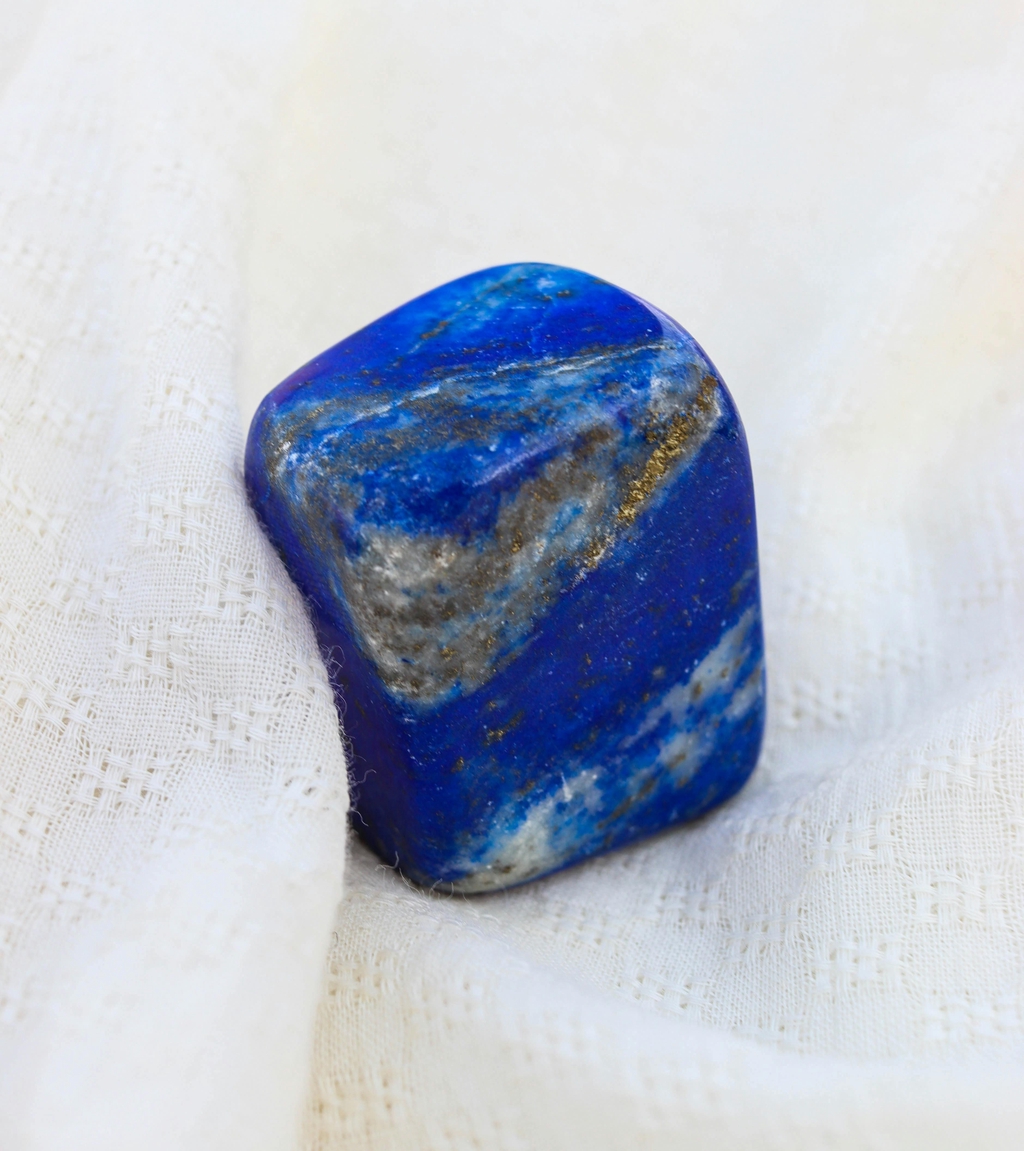 Bienfaits du lapis lazuli – Pierre d’intuition et de sagesse