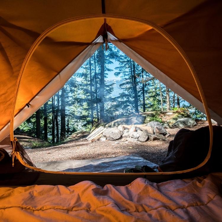 Köp taktisk outdoot utrustning för friluftsliv och äventyr billigt online hos oss!