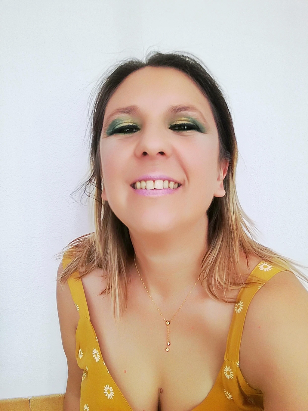 No olvides que la verdadera belleza es tú actitud, y que eres increíblemente preciosa cuando eres auténtica 