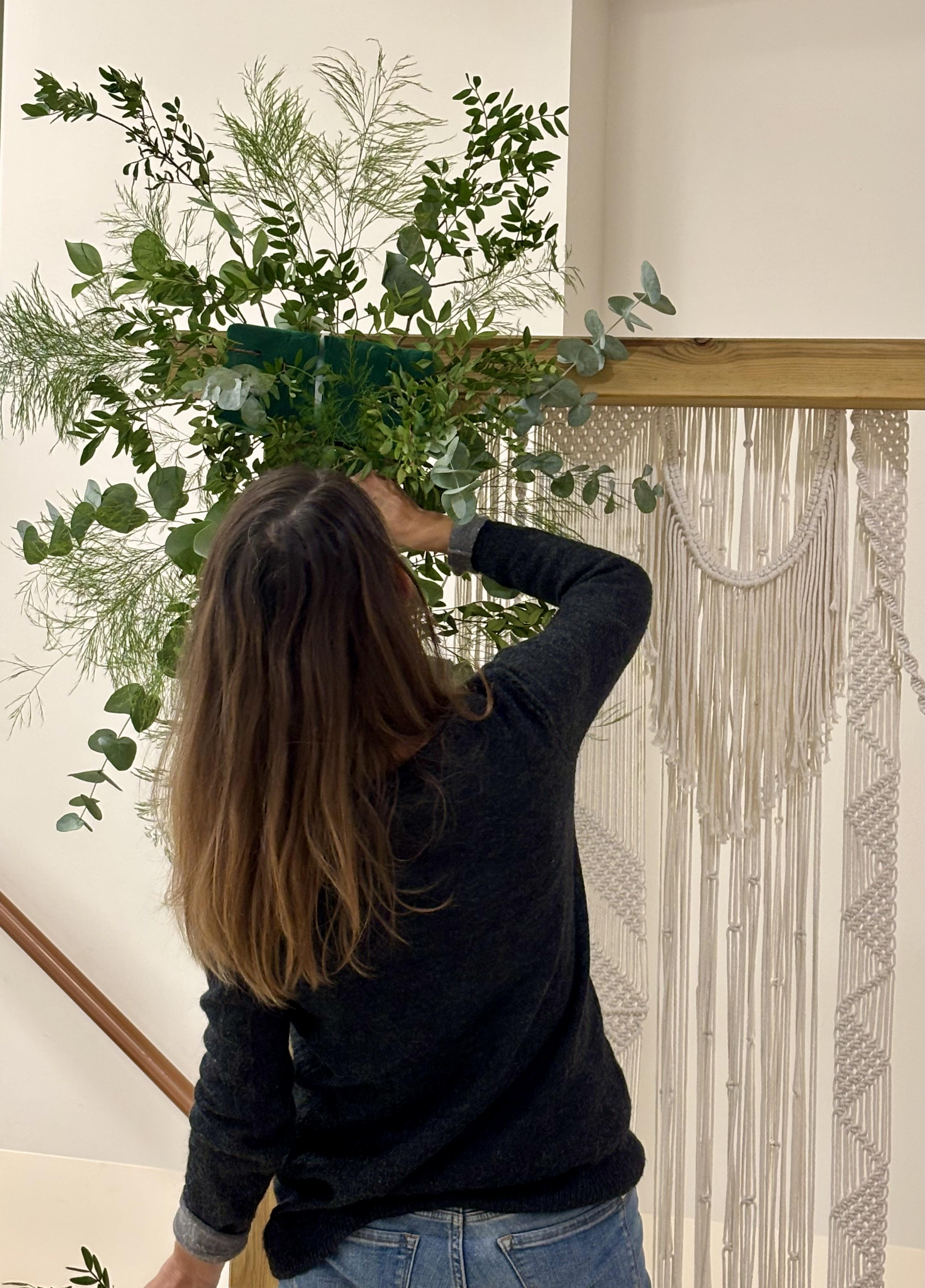 Besoin d'aide pour la décoration de votre mariage, que ce soit pour votre bouquet de mariée qu'une décoration plus élaborée, je vous accompagne pour que ce jour si précieux soit parfait