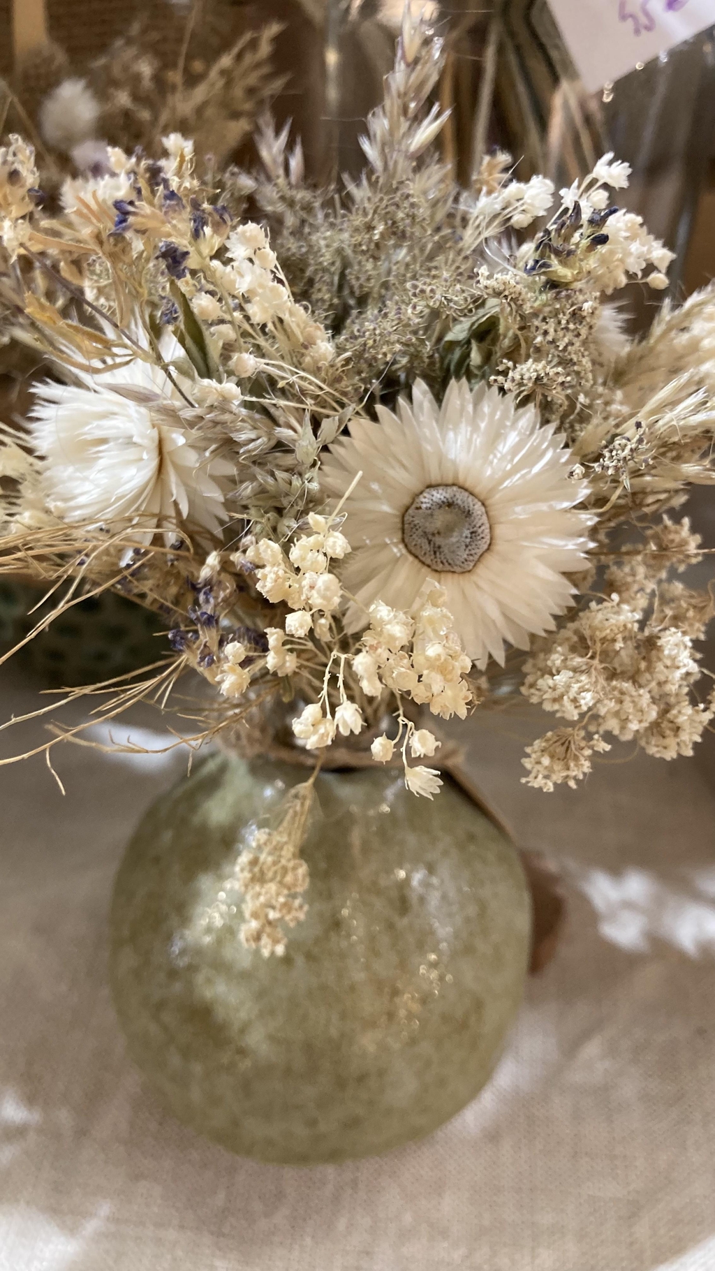 Une composition blanc et vert est une valeur sûre en terme d'élégance et de raffinement