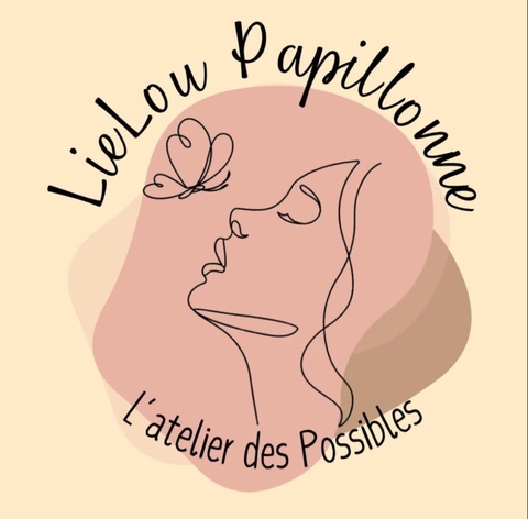 Créations Originales et Poétiques

Surprenez vos proches avec des cadeaux uniques. Nos créations sont parfaites pour offrir des présents mémorables et personnalisés.

Profitez de l'expertise d'un petit artisan. Chaque produit est fabriqué avec soin pour garantir une qualité exceptionnelle.