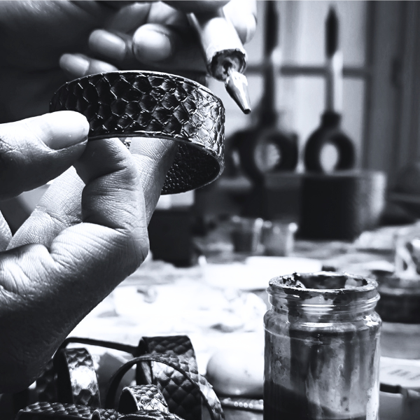 Cuir marin bijoux haute fantaisie économie circulaire gold filled 14K artisanat savoir-faire fait-main france occitanie 