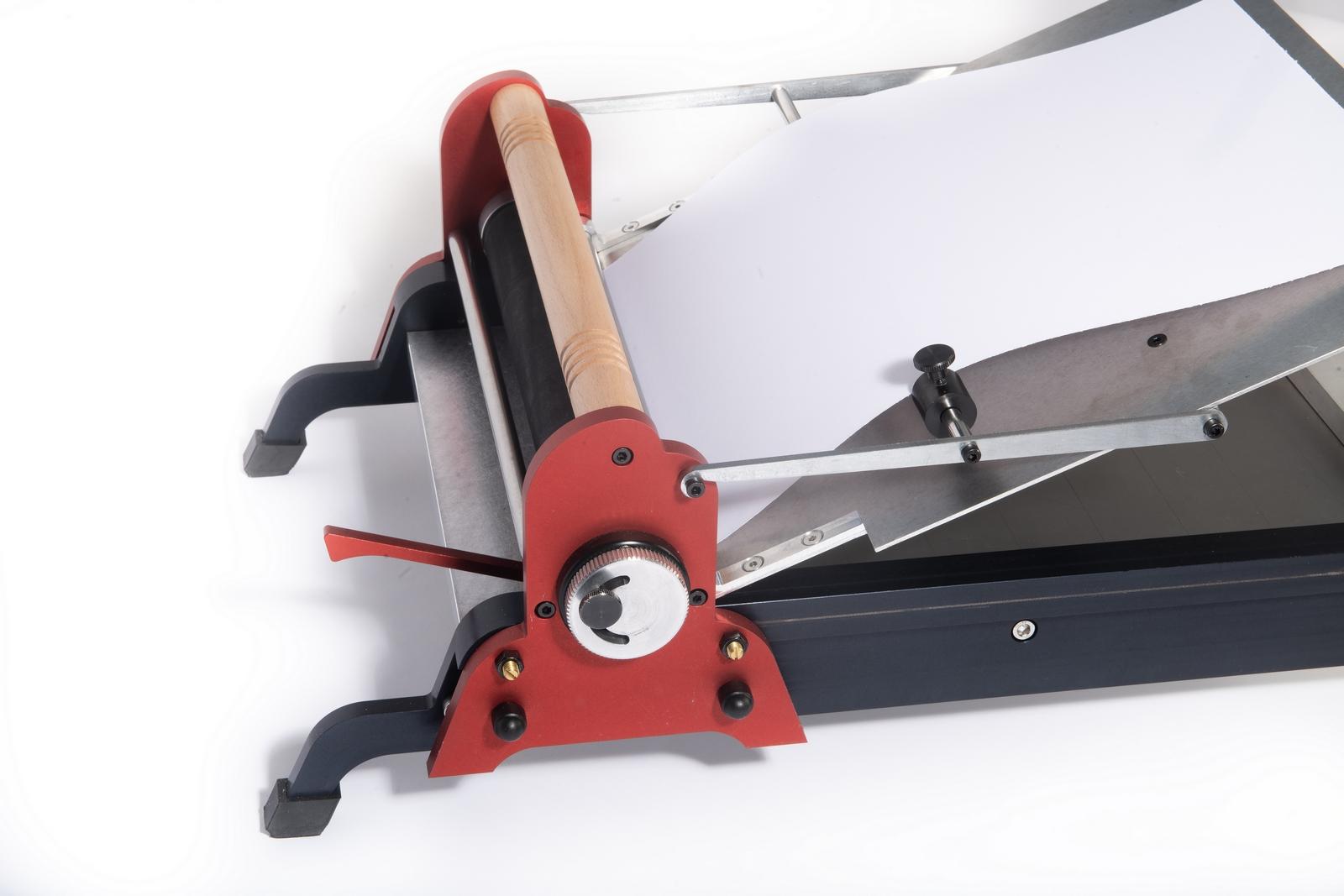Les presses d'imprimerie artisanales pour lino et bois gravés.