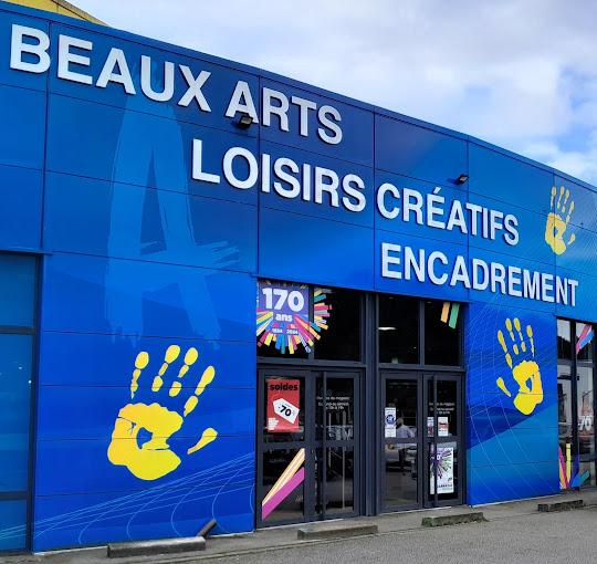 Démonstration publique d'une presse à graver.