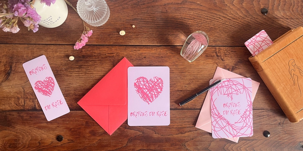cartes et marque-pages de la collection solidaire Broyons du Rose pour Octobre Rose