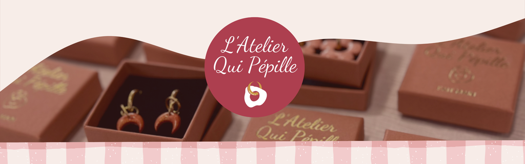 Bijoux artisanaux interchangeables en argile polymère – uniques, poétiques et faits main en France.