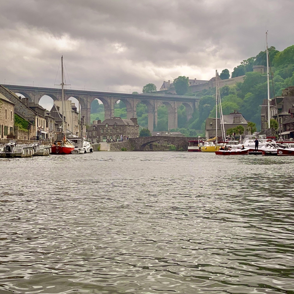 Phare du Bout du Monde – Lumières de l’aube