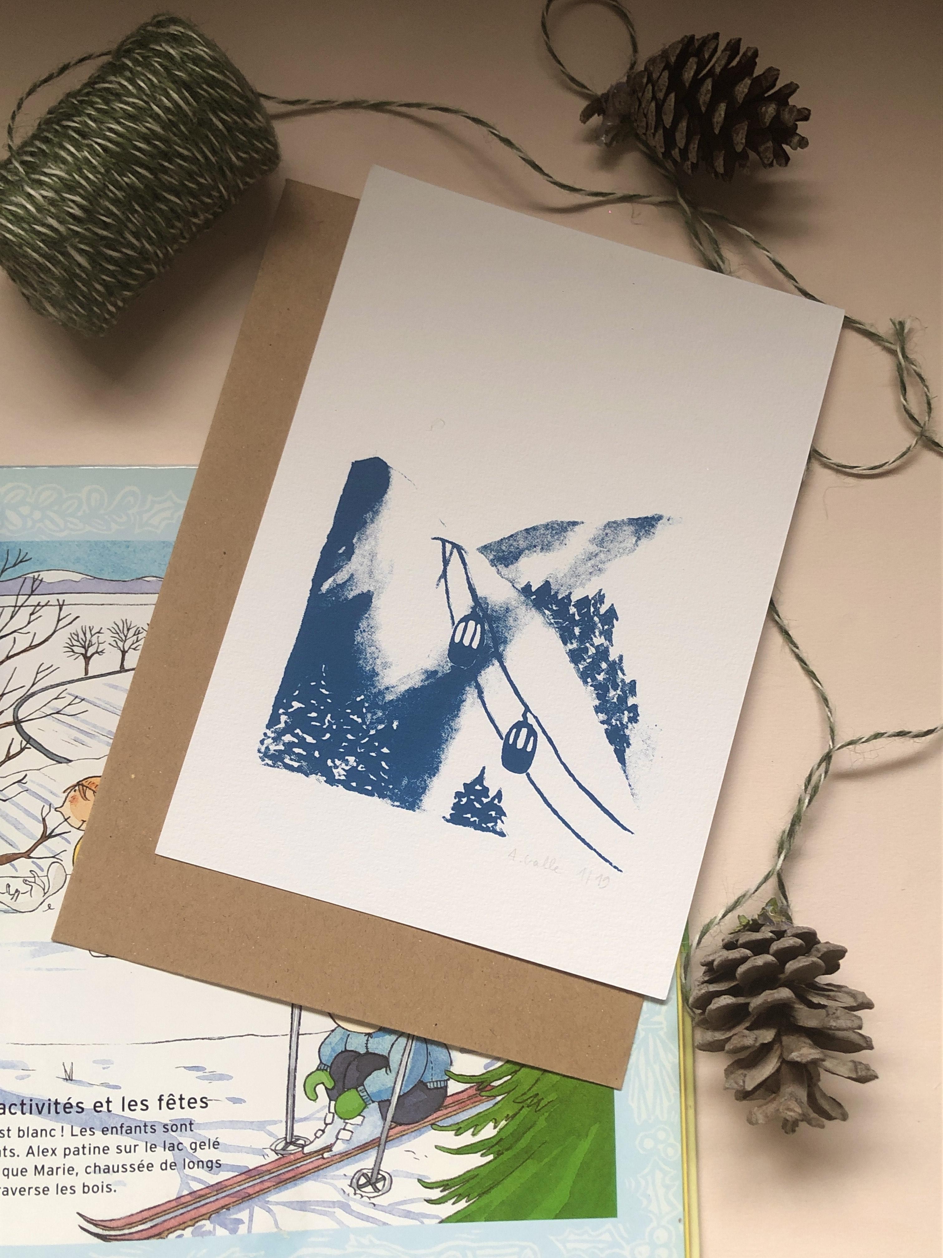 Nouvelle collection de Noël
Un ciel étoilé, des couleurs douces, des illustrations poétiques… sérigraphies qui raconte la douce attente des fêtes.