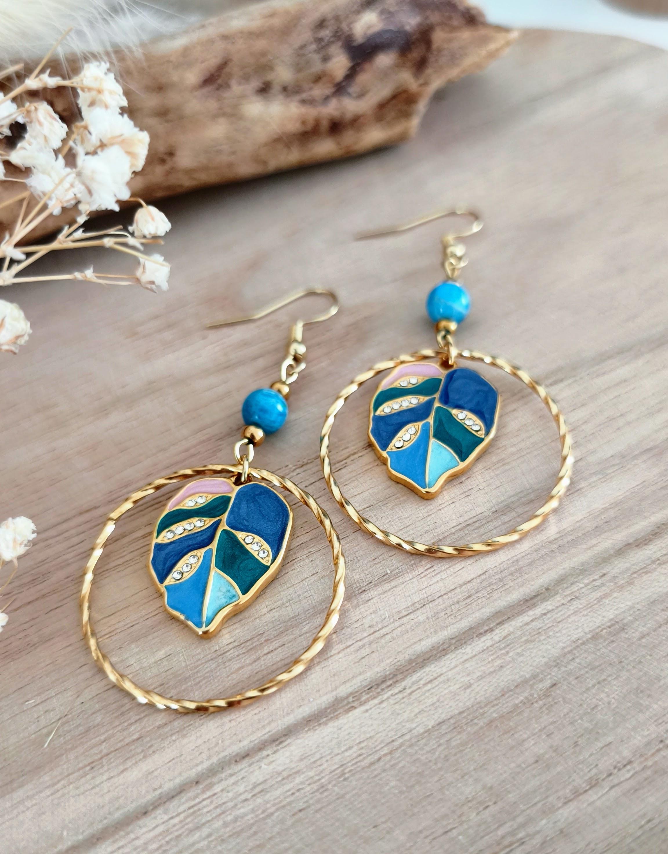 Nouvelle collection de boucles d'oreilles en acier inoxydable et pierres naturelles