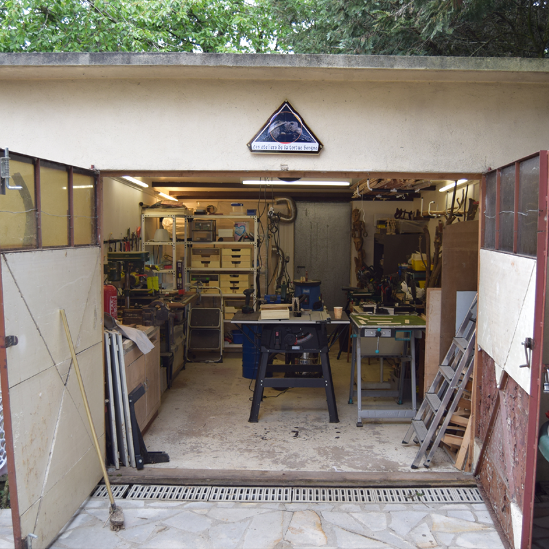 Baguette artisanale, pièce unique, fabrication française.