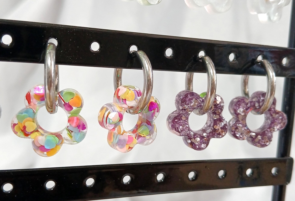 Créoles fleurs résine