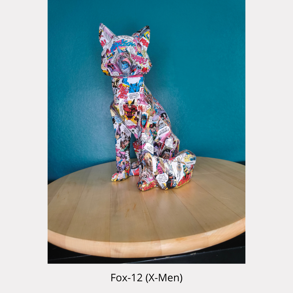 Fox en résine de 25 cm recouvert de bande dessinée comics, création artistique unique de Tony Debs