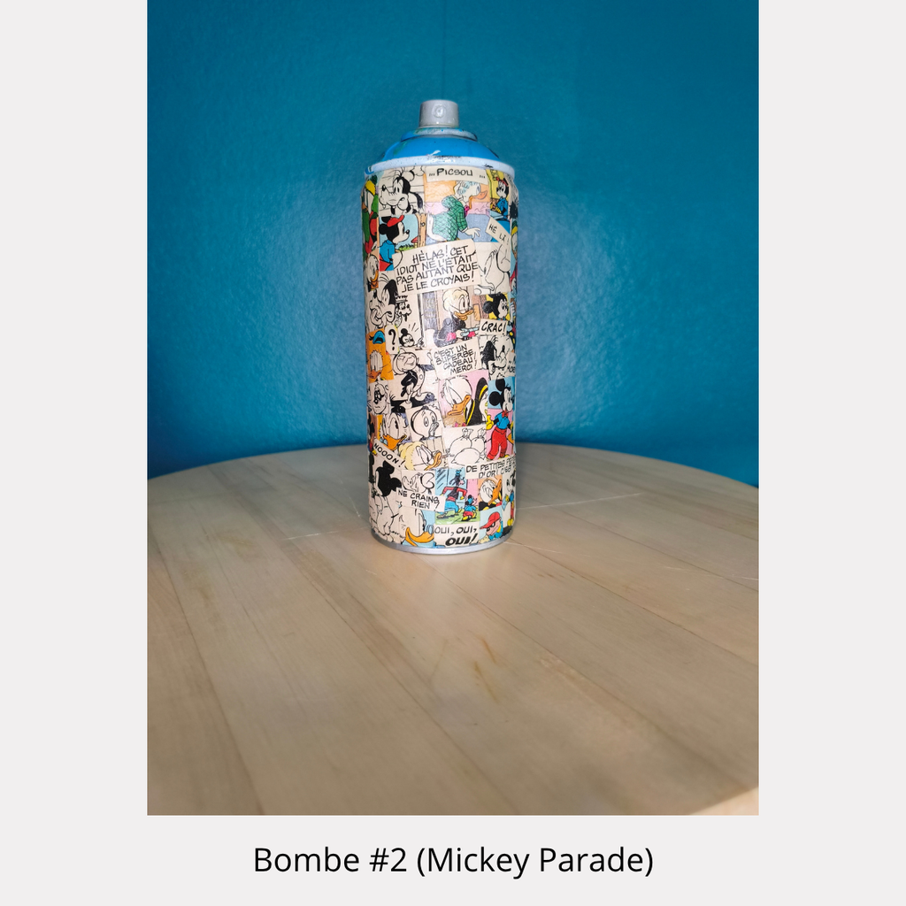 Bombe aérosol décorative Mickey Parade recouverte de collages BD, création Pop Art unique de Tony Debs