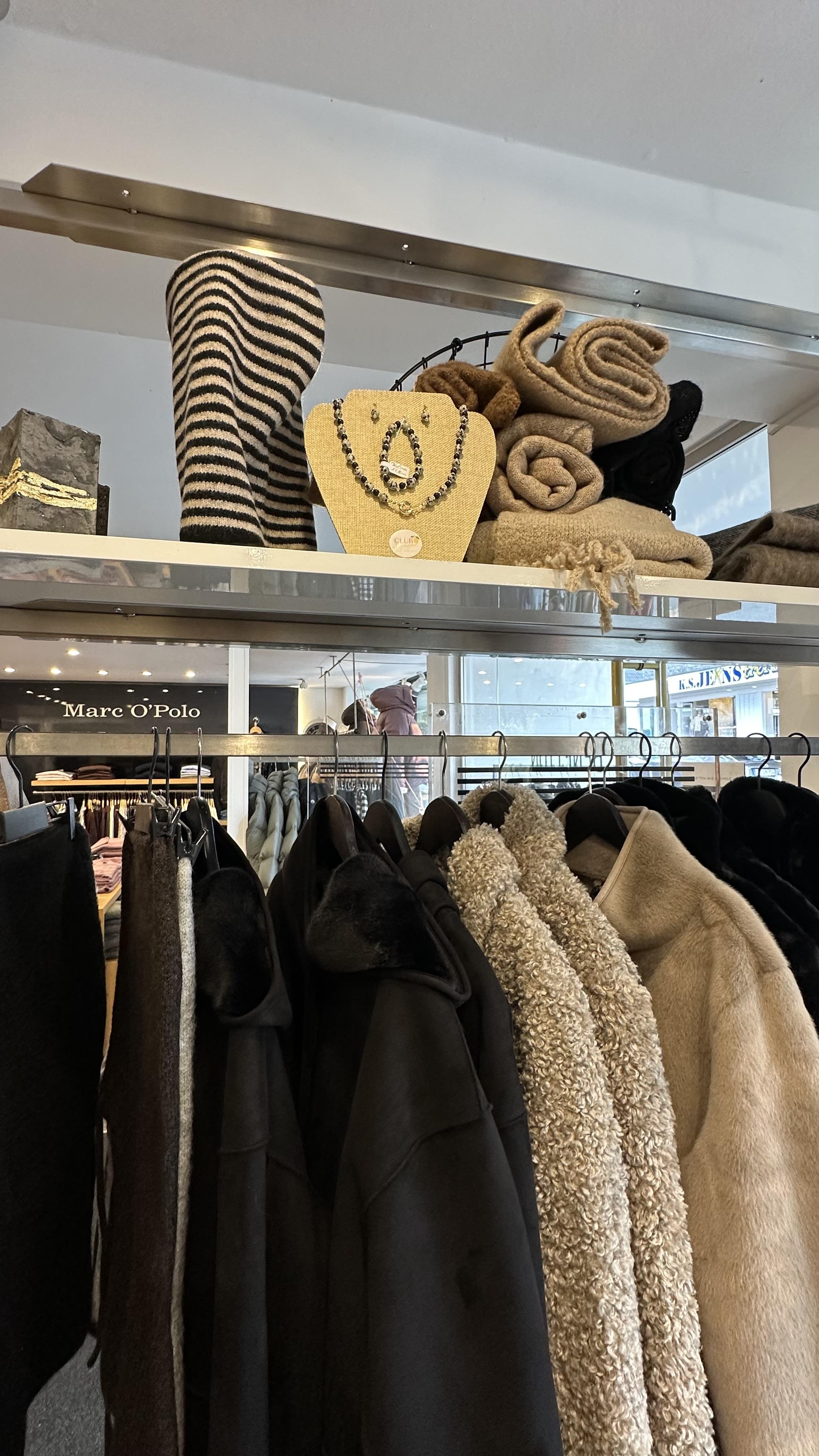 Club Limone Schmuck bei MyMarket in Olpe