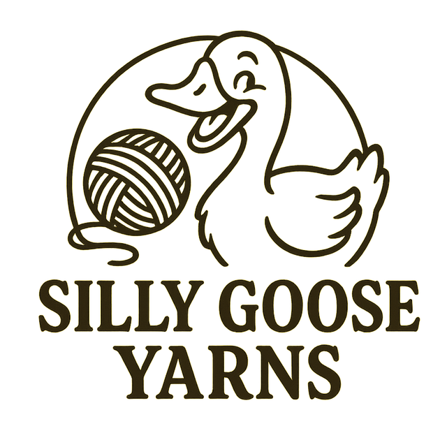 Sillygooseyarns Logo in black and white. The logo shows a goose and a yarn ball. 