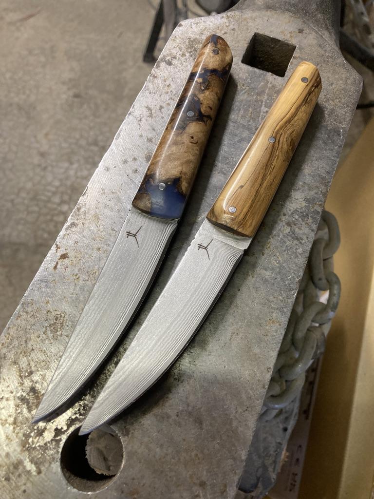 couteaux de table, couteaux de cuisine, couteaux outdoor, couteau d'office, couteau utilitaire,