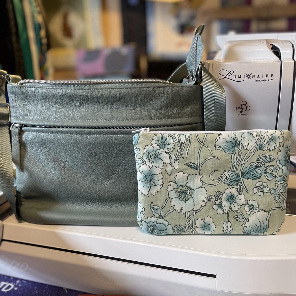 🚘The Italian Job - Sea Green slimline leather bag