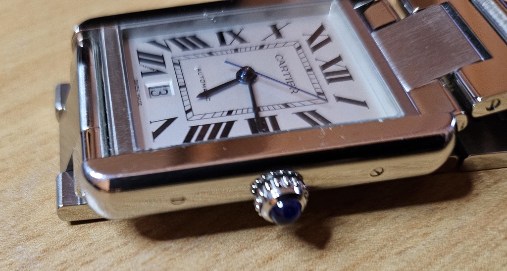 Montre, d'or, émeraude, colier