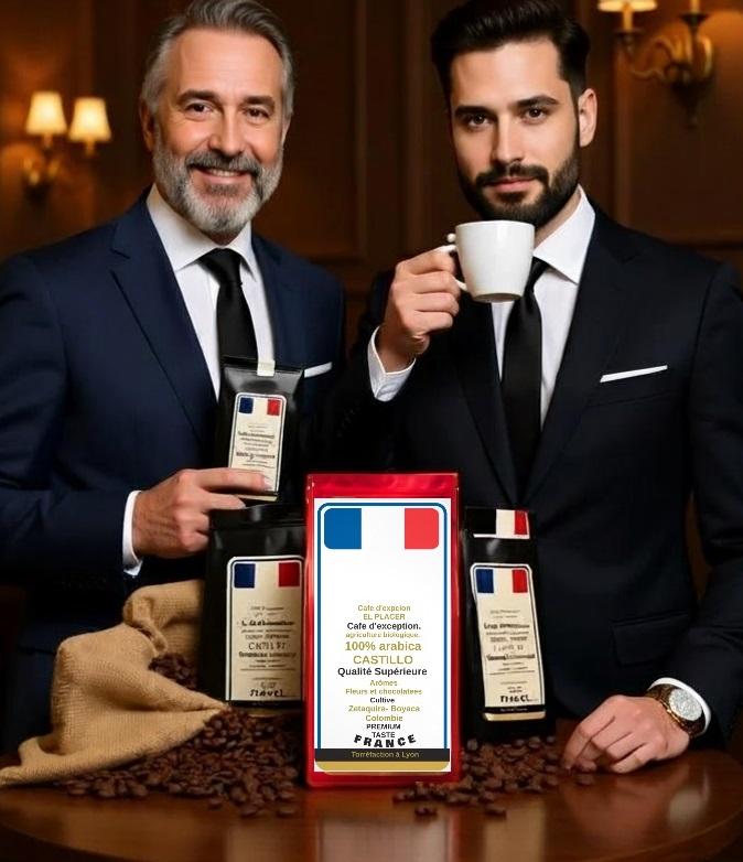 Café exclusif. Biologique, récolté à la main. Sans insectes. Cultivé sur les sols volcaniques de Boyaca. Production spéciale de 6 tonnes par an. Sans intermédiaire. Origine : Colombie. Torréfaction en France.