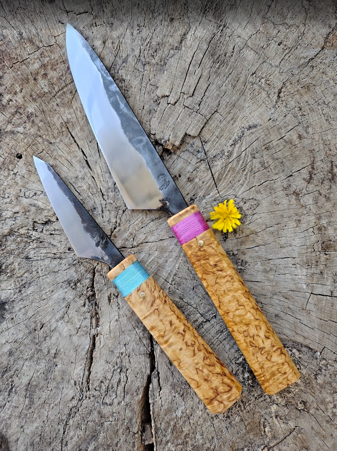 Duo de couteaux forgés artisanaux petty et office