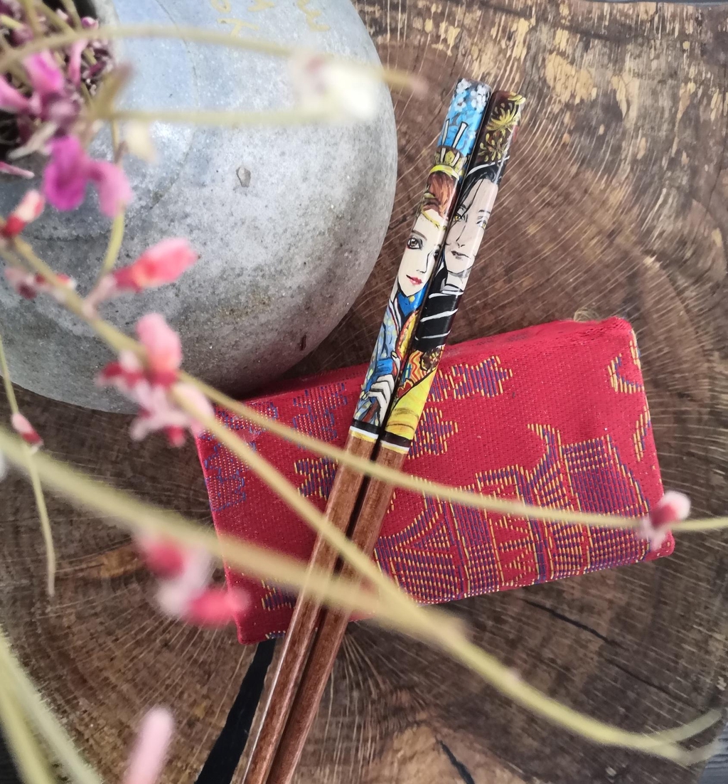 Gallerie Animé Chopsticks, Portfolio handgefertigte Chopsticks, Kunst auf Essstäbchen