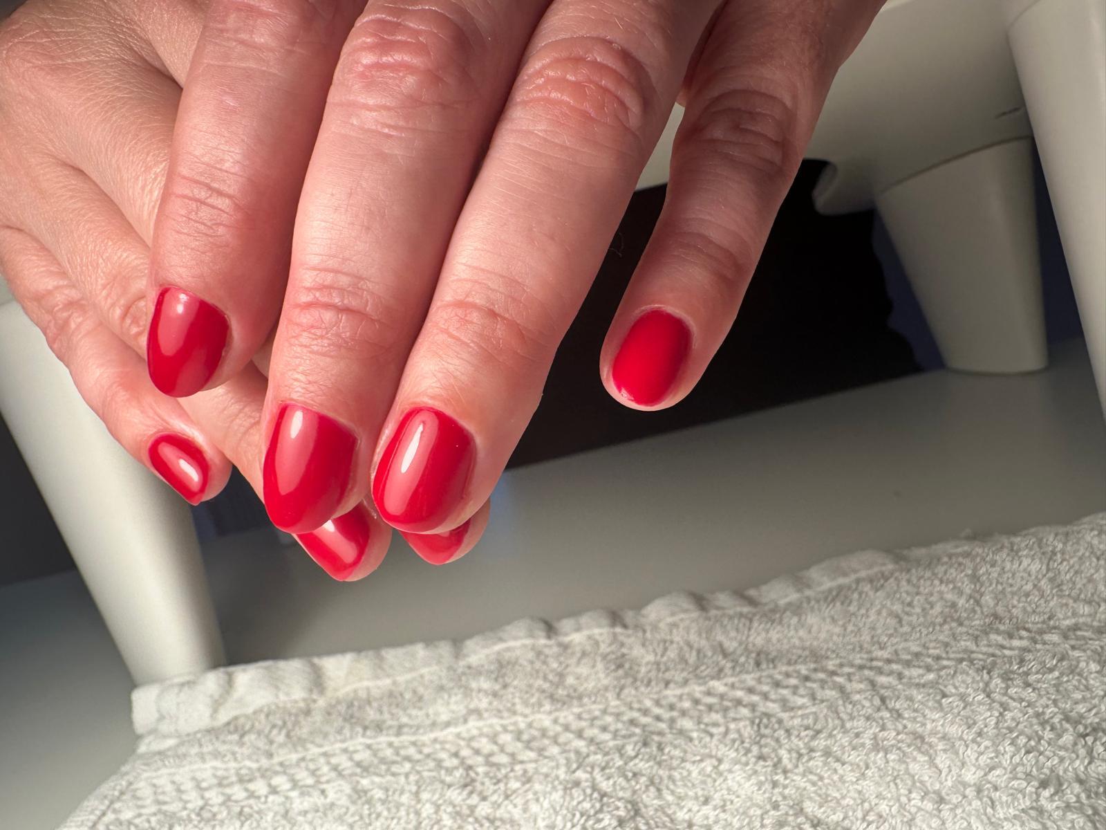 Pose de vernis semi permanent