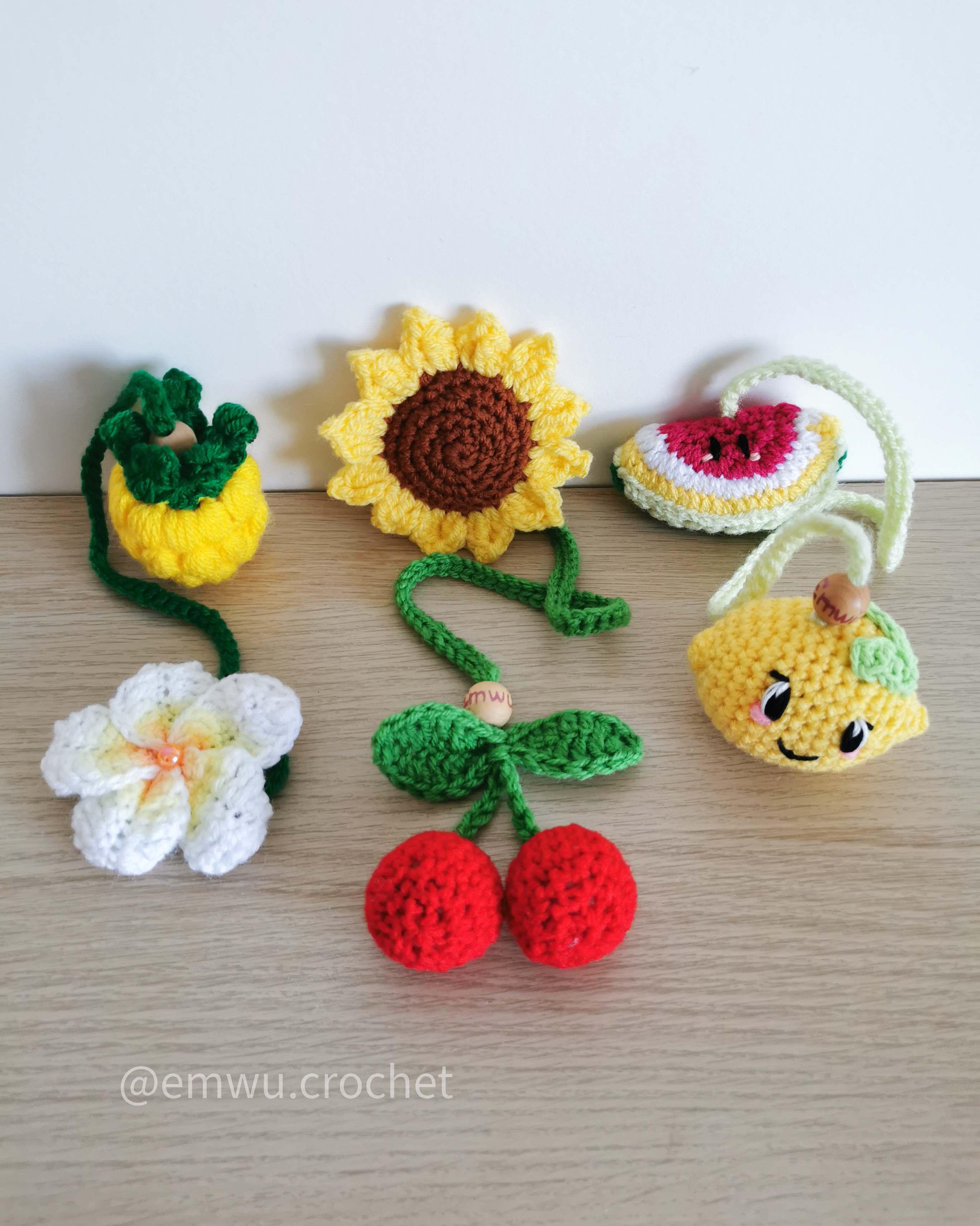 Les loops en crochet suspension fait main Emwü