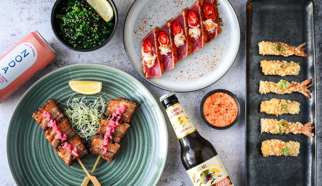 Gizzelle - cozy SUSHI restaurant and takeaway. Dive into a culinary adventure with our fusion of Japanese precision and global flavors. From inventive sushi rolls to sushi burgers, smoky yakitori, fresh poke, and tasty starters every bite tells a story of creativity and taste.
