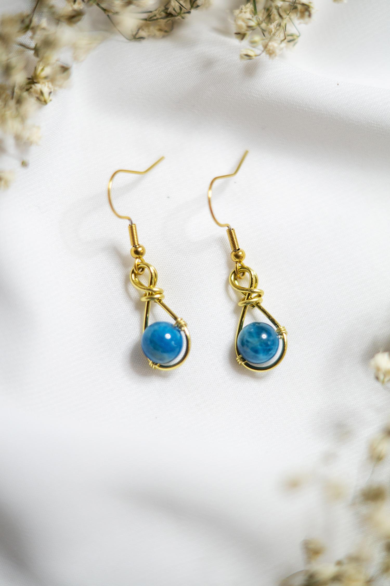 Boucles en pierre naturelle